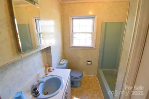 810 Neal Hawkins Rd, Gastonia, NC 28056 - Photo 16