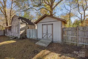 624 Patricia Ave, Harrisburg, NC 28075 - Photo 12