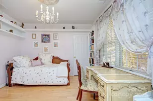 1360 Betsy Dr, Charlotte, NC 28211 - Photo 24