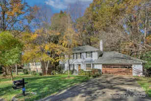 1360 Betsy Dr, Charlotte, NC 28211 - Photo 2