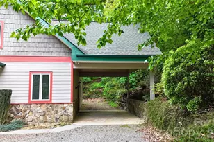 905 Old Fiddle Rd, Waynesville, NC 28786 - Photo 4
