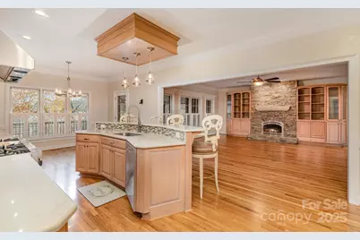 3646 Hogan Court NE, Conover, NC 28613 - Photo 6