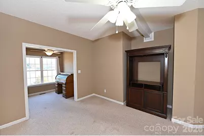 518 30th Avenue Circle NE, Hickory, NC 28601 - Photo 12