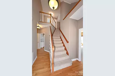 518 30th Avenue Circle NE, Hickory, NC 28601 - Photo 8