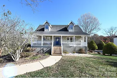 518 30th Avenue Circle NE, Hickory, NC 28601 - Photo 2