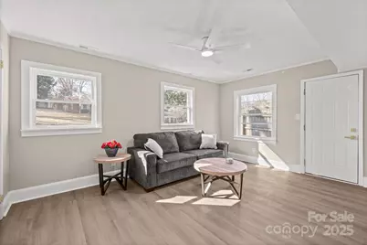 4035 Sheffield Drive, Charlotte, NC 28205 - Photo 22