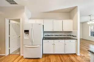 10526 Sycamore Club Dr, Mint Hill, NC 28227 - Photo 10