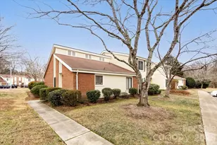 8410 Ramath Dr, Charlotte, NC 28211 - Photo 2