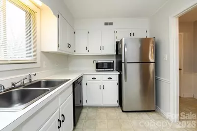 8410 Ramath Drive, Charlotte, NC 28211 - Photo 14