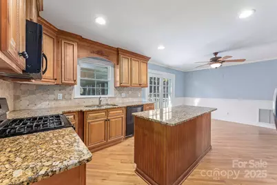 4600 Castleton Road, Charlotte, NC 28211 - Photo 6