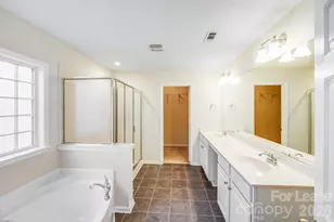 9710 Rocky Ford Rd, Charlotte, NC 28269 - Photo 24