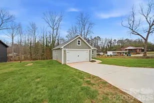 116 39th Ave Ct NW, Hickory, NC 28601 - Photo 6