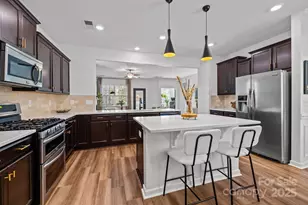 725 Bearcamp Way, Fort Mill, SC 29715 - Photo 8