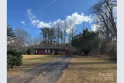 5046 Old Linville Road, Marion, NC 28752 - Photo 1