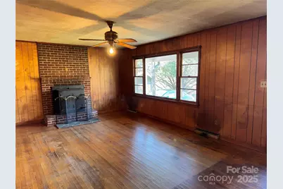 5046 Old Linville Road, Marion, NC 28752 - Photo 4