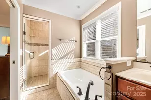 300 Gloucestershire Rd, Winston Salem, NC 27104 - Photo 14