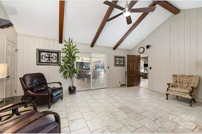 300 Gloucestershire Road, Winston Salem, NC 27104 - Photo 10