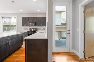 27 Mauricet Ln, Asheville, NC 28806 - Photo 16