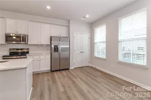 5038 Springarn Ct, Charlotte, NC 28208 - Photo 2