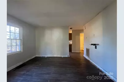 1828 Maribel Avenue, Charlotte, NC 28216 - Photo 2