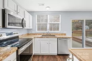 18001 Bluff Inlet Rd, Cornelius, NC 28031 - Photo 10