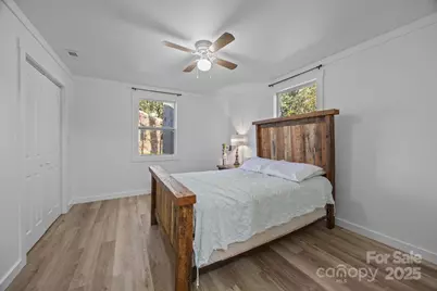 504 W Church Street, Dallas, NC 28034 - Photo 10