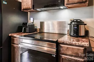 228 Hollybrook Ct, Salisbury, NC 28147 - Photo 10