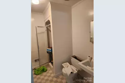 214 Robinwood Circle, Lenoir, NC 28645 - Photo 18