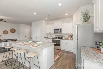 3101 Wynn Way, Charlotte, NC 28215 - Photo 8