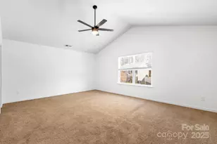 4019 John Dale Ln, Charlotte, NC 28269 - Photo 32