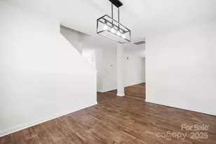 4019 John Dale Ln, Charlotte, NC 28269 - Photo 16