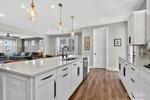 2329 Aria Park Dr, Charlotte, NC 28262 - Photo 10