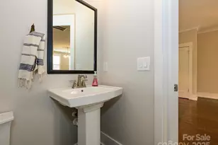 1640 Kenilworth Ave, Charlotte, NC 28203 - Photo 14