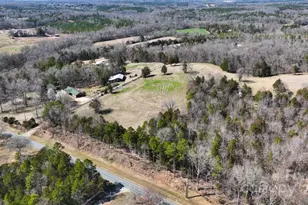 2555 Biggers Rd, Concord, NC 28025 - Photo 4