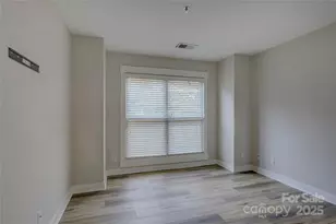 525 N Graham St, Charlotte, NC 28202 - Photo 16