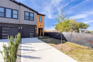 315 E Peterson Dr, Charlotte, NC 28217 - Photo 2