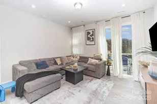 1132 Keydet Dr, Charlotte, NC 28216 - Photo 18