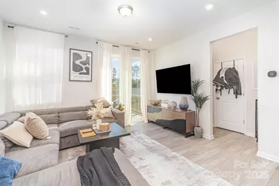 1132 Keydet Drive, Charlotte, NC 28216 - Photo 2