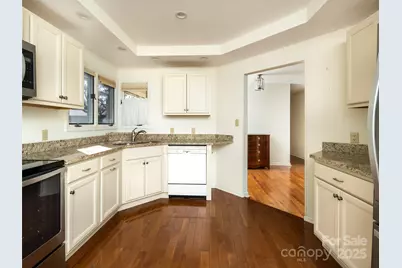 112 Clubwood Court, Asheville, NC 28803 - Photo 8