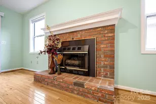 125 Exeter Ct, Hendersonville, NC 28791 - Photo 12