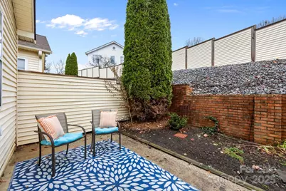 125 Exeter Court, Hendersonville, NC 28791 - Photo 14