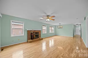 125 Exeter Ct, Hendersonville, NC 28791 - Photo 26