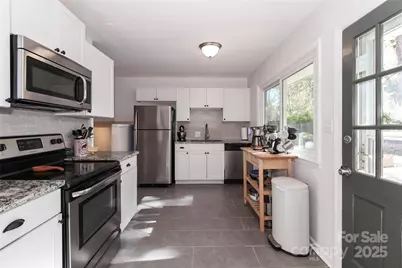 4236 Folkston Drive, Charlotte, NC 28205 - Photo 18