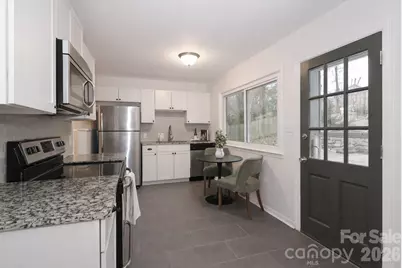 4236 Folkston Drive, Charlotte, NC 28205 - Photo 12