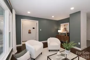 4236 Folkston Dr, Charlotte, NC 28205 - Photo 8