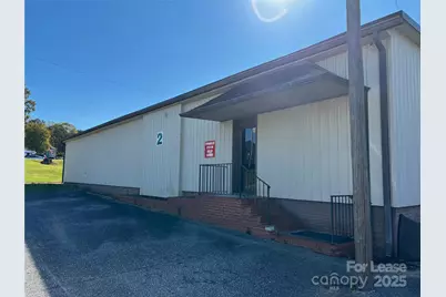 618 N Carolina Avenue, Maiden, NC 28650 - Photo 4