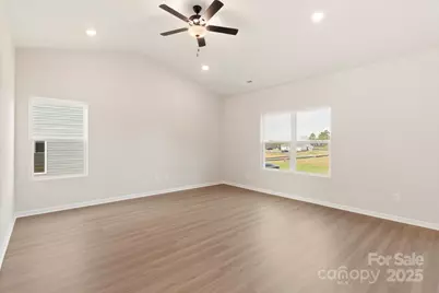 1084 Russell Drive, Winston Salem, NC 27127 - Photo 4