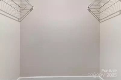 9220 Pagoda Oak Drive, Charlotte, NC 28269 - Photo 16