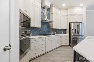 8018 Houser St, Cornelius, NC 28031 - Photo 10