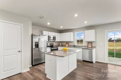 1530 39th Avenue Loop NE #3, Hickory, NC 28601 - Photo 4